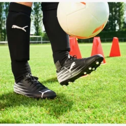 Puma Attacanto FG AG II heren voetbalschoenen zwart wit Sale