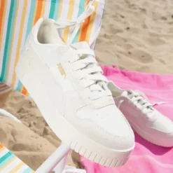 Puma Carina Street dames sneakers beige Outlet