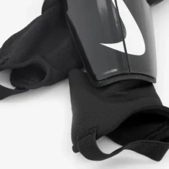 Nike Charge Shinguards scheenbeschermers zwart wit Discount