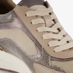 Blue Box Dames sneakers met panterprint details taupe
