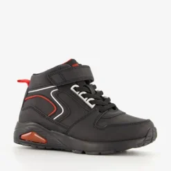 Blue Box Hoge jongens sneakers zwart