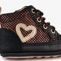Groot Leren babyschoenen met stippen en hartjes