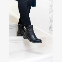 Hush Puppies Leren dames enkellaarsjes zwart Online