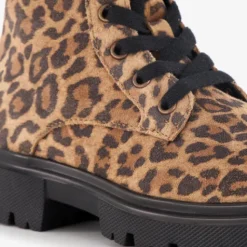 Braqeez Leren meisjes veterboots met panterprint bruin Best
