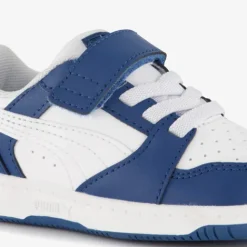 Puma Rebound V6 LO jongens sneakers wit blauw